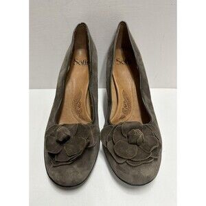 Sofft Florella pump heels women size 11M taupe suede flower slip on comfort